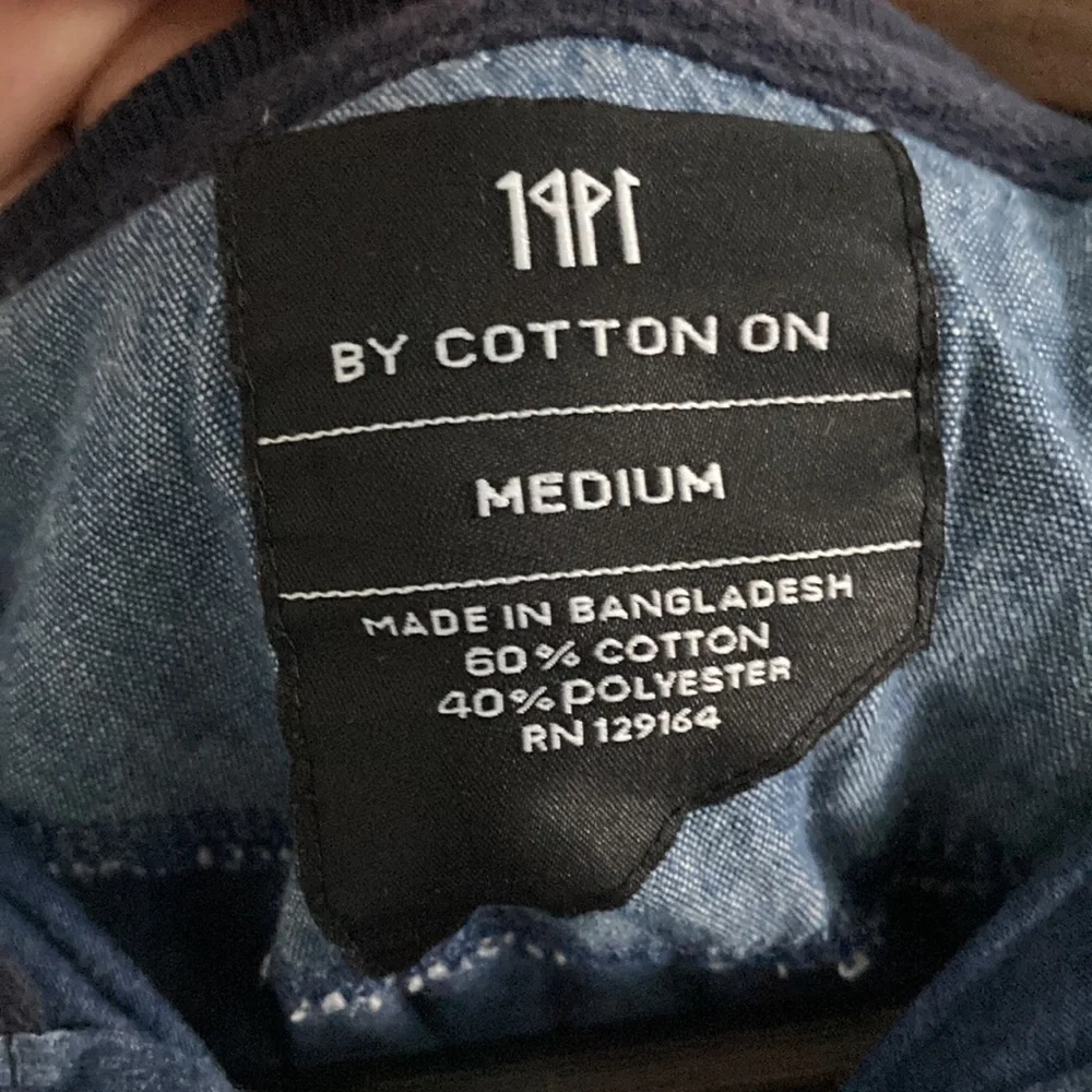 Collared patterned shirt - Picture 3 of 3